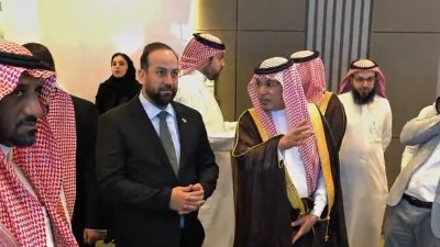 معالي وزير الإعلام السوري د.حمزة المصطفى يزور مقر هيئة الإذاعة والتلفزيون بالرياض.